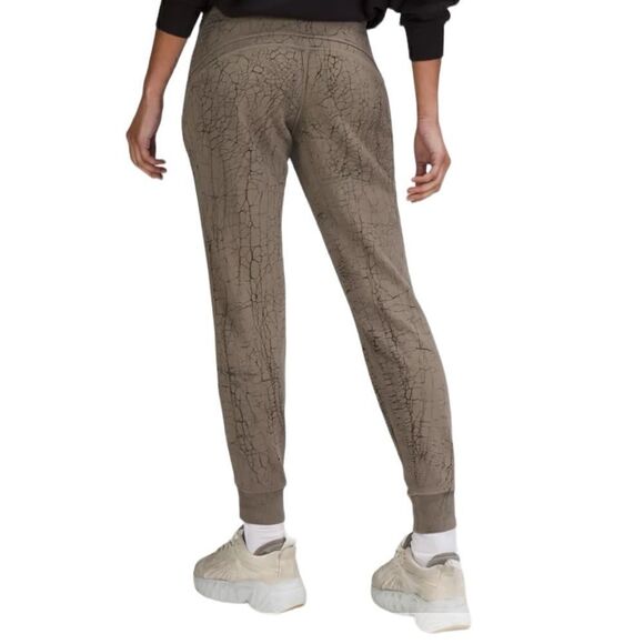 Lululemon Warm Up Jogger 7/8 Length in Thread Dye Rover Black - Picture 9 of 9